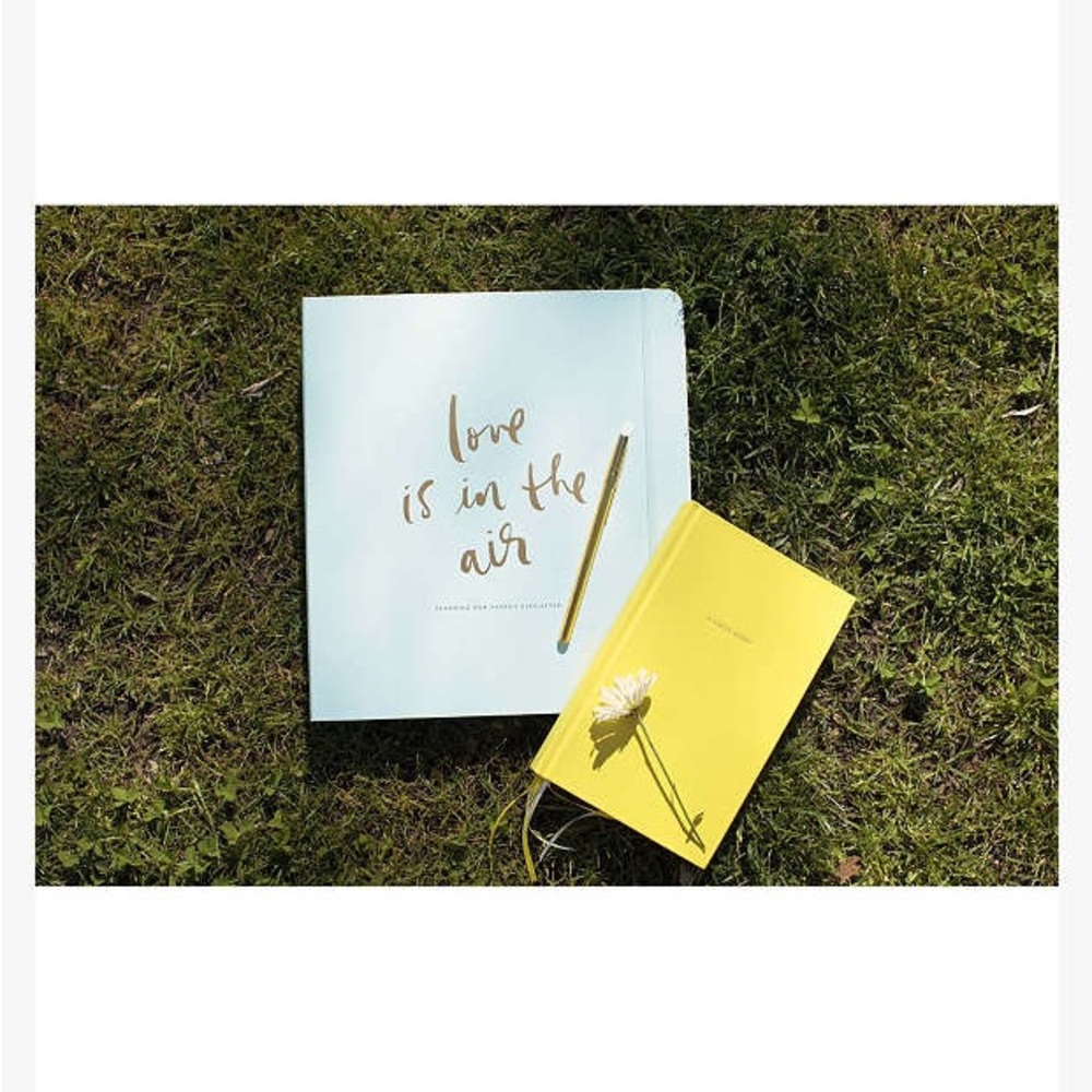 Kate Spade ♠️ wedding planner notebook